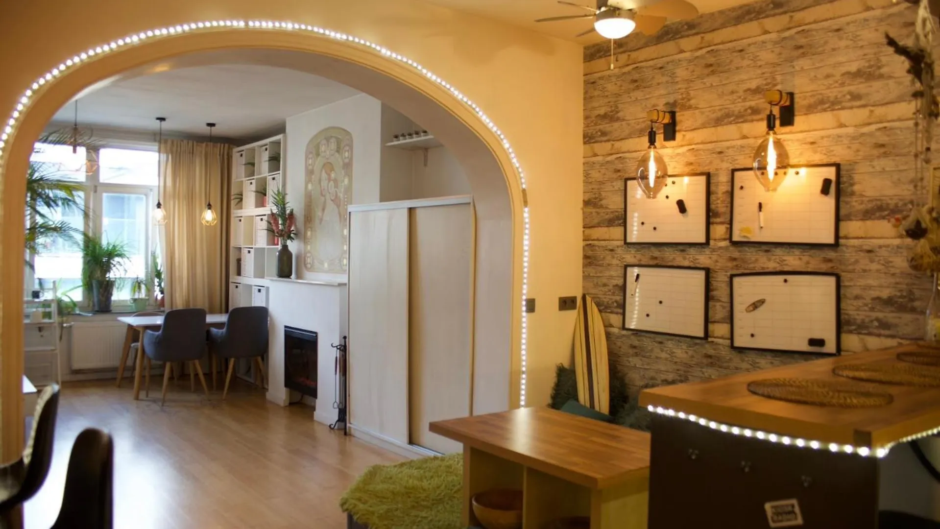 The Golden Hour Loft Apartment Brussels