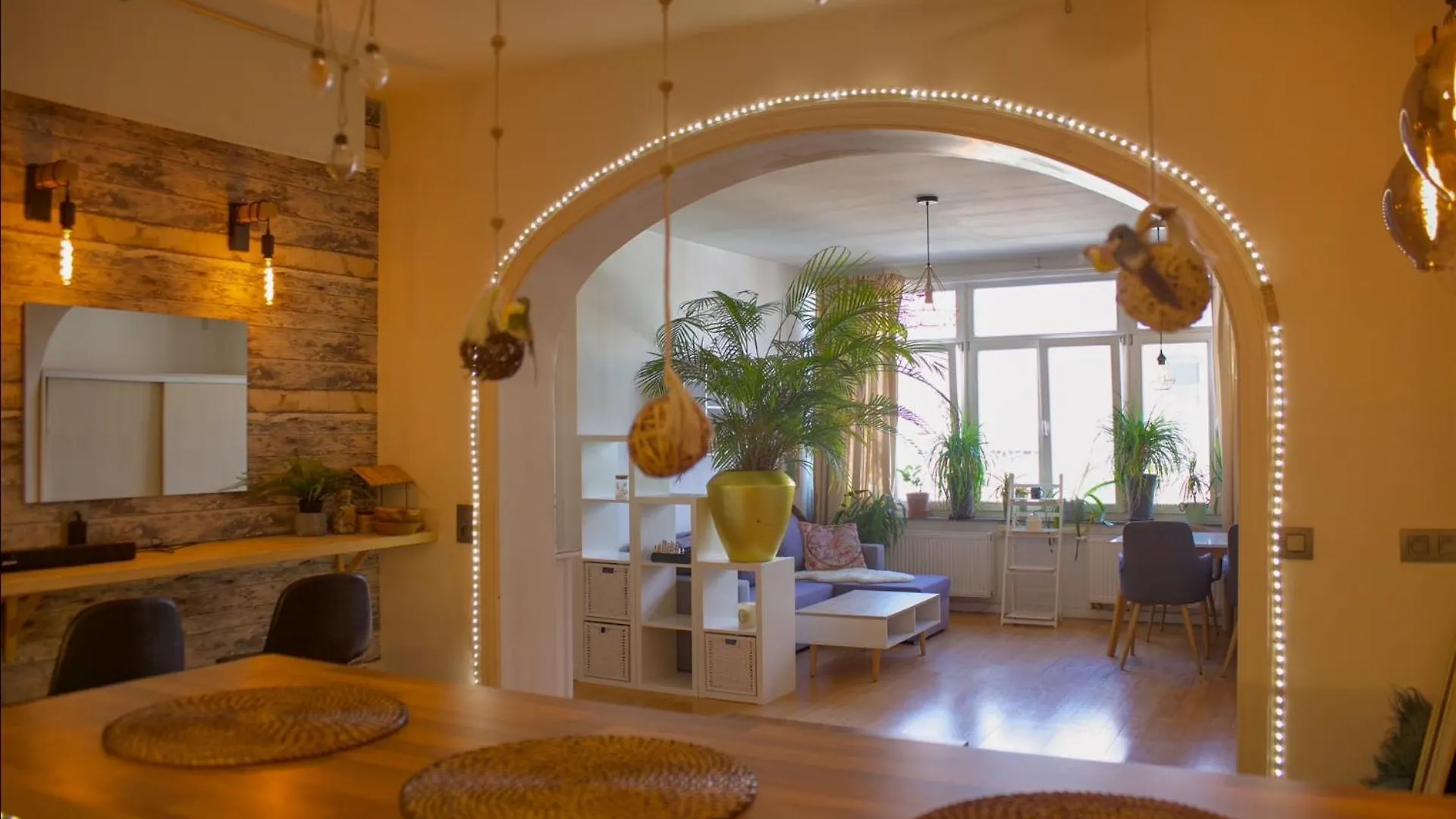 The Golden Hour Loft Apartment Brussels